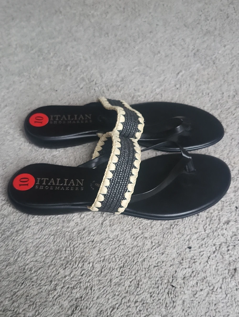 Italian Shoemakers Thong Sandals Womens 10 Black Beige Embroidered Italy NEW